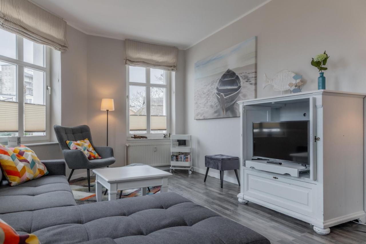 Residenz Strandeck FeWo 2 , inklusive Sauna und Schwimmbadnutzung im AHOI Sellin Goehren  Exterior foto